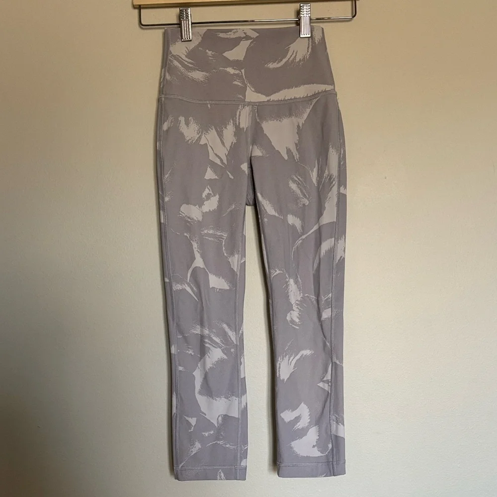 Lululemon Wunder Under High-Rise Crop 21